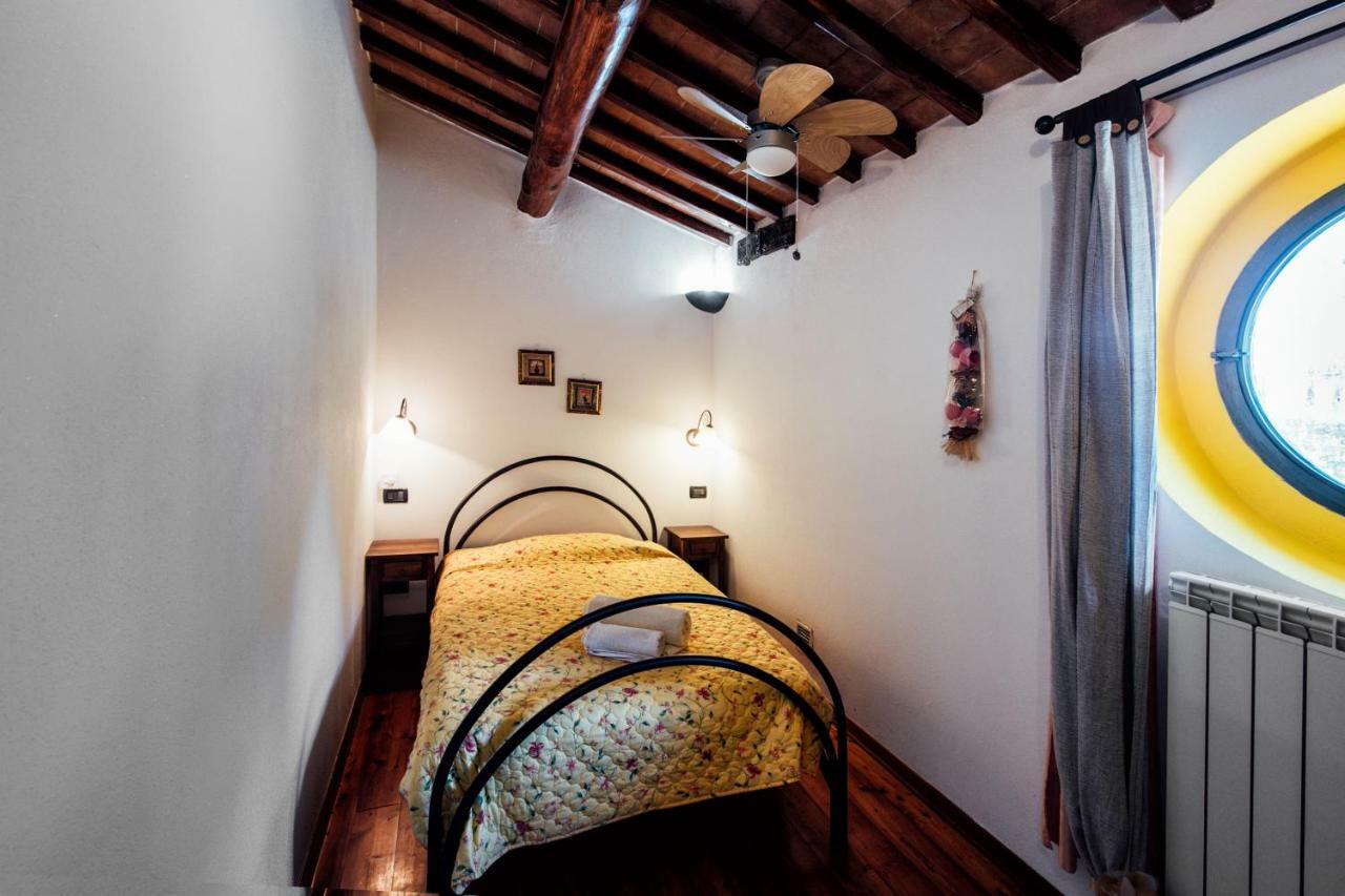 Castiglione dʼOrcia Agriturismo Il Noce מראה חיצוני תמונה