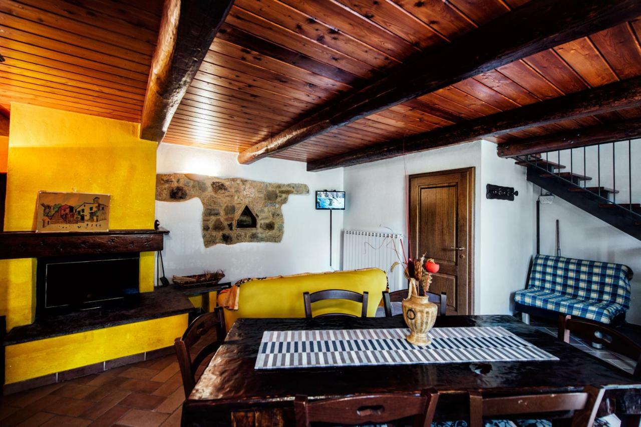 Castiglione dʼOrcia Agriturismo Il Noce מראה חיצוני תמונה
