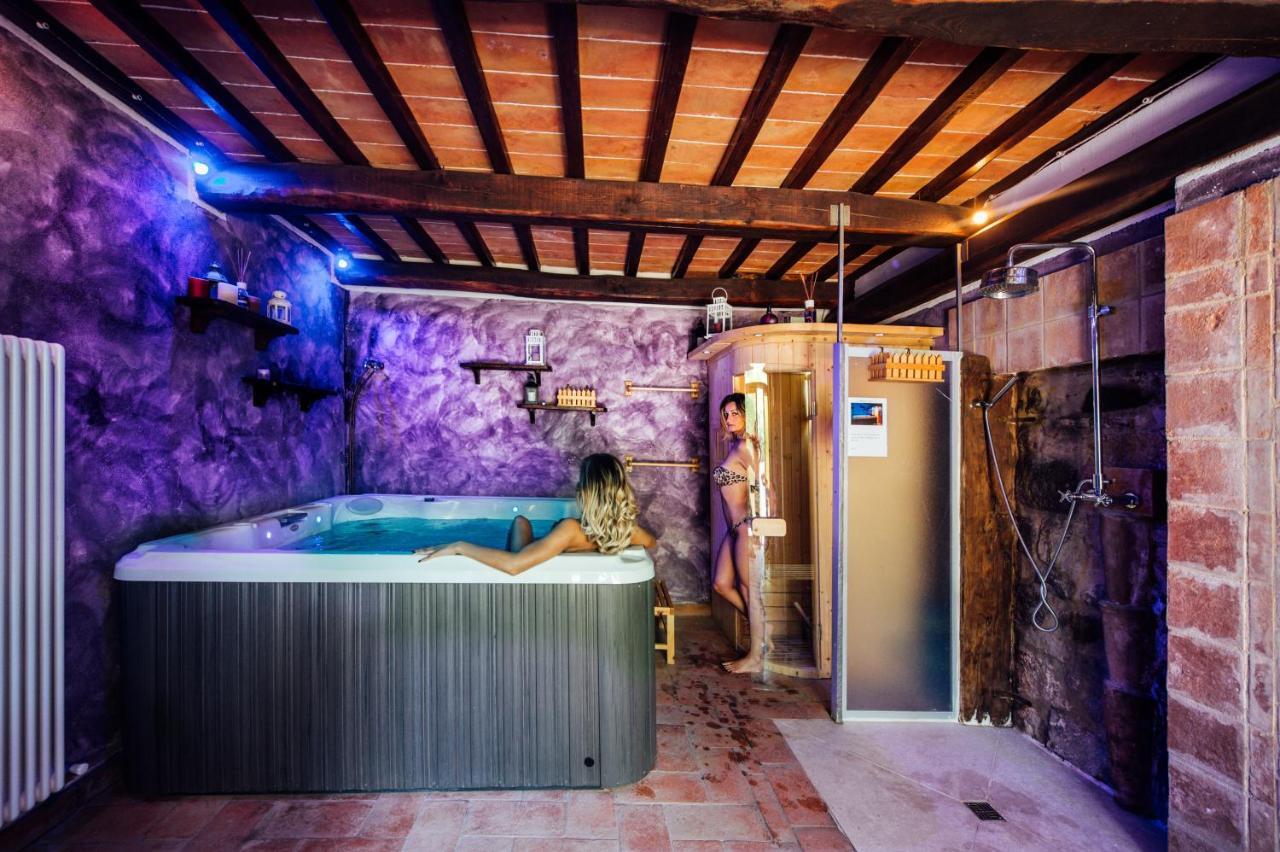 Castiglione dʼOrcia Agriturismo Il Noce מראה חיצוני תמונה